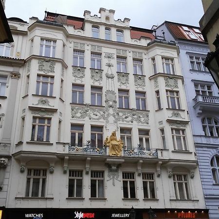 Charles IV Apartments Praga Exterior foto