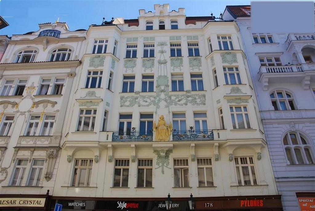 Charles IV Apartments Praga Exterior foto
